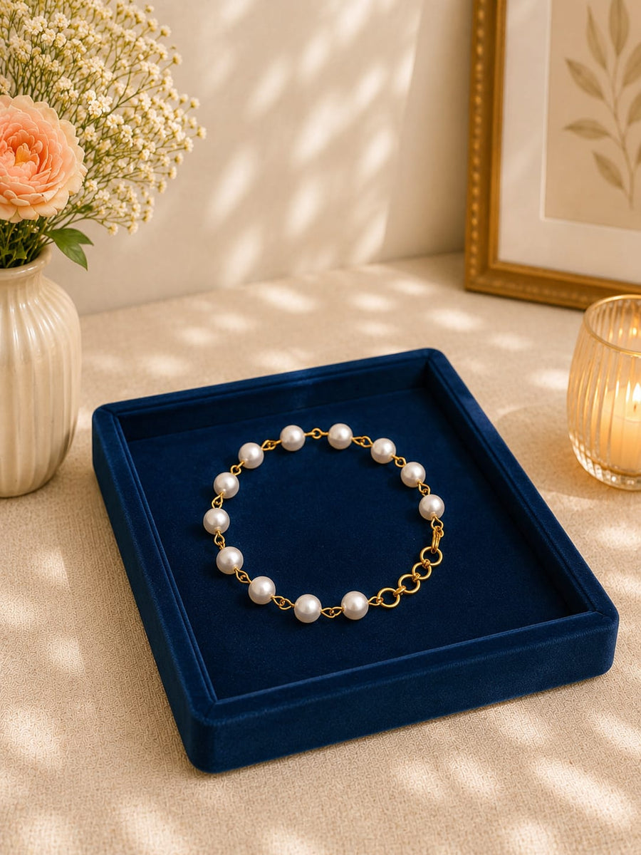 pearl bracelet